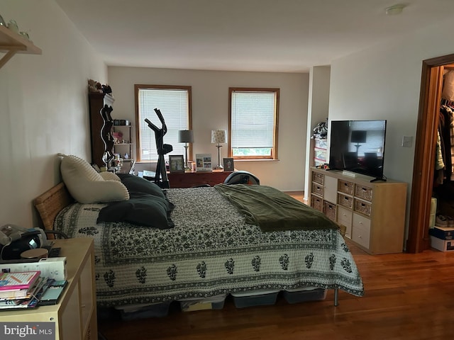 830 Western Ln, Front Royal, VA 22630 - bedroom featuring light wood-style flooring