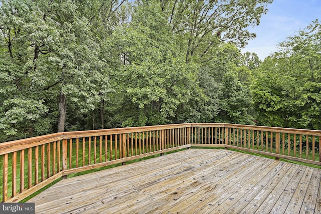 11904 Paradise Ln, Herndon, VA 20171 - view of wooden deck