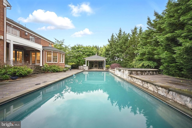 43582 Old Kinderhook Dr, Ashburn, VA 20147 - outdoor pool with a patio