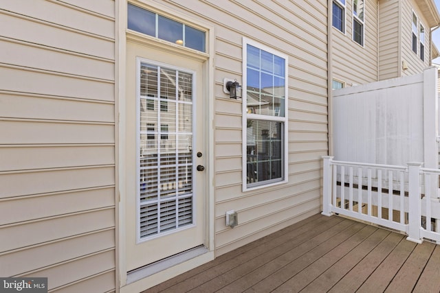 7583 Hearthside Way, Elkridge, MD 21075 - view of wooden terrace