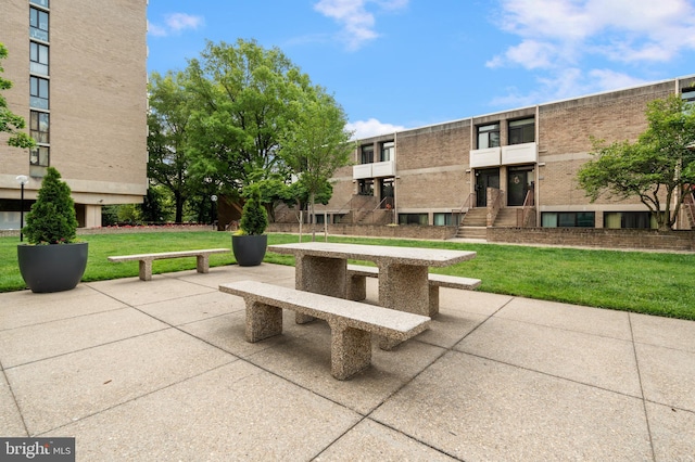 1250 4th St SW Unit W203, Washington, DC 20024 - view of patio