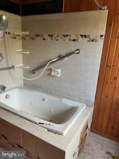 5573 Rte 9, Tuckerton, NJ 08087 - view of full bathroom