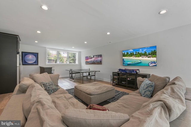 302 Jade Ct NW, Vienna, VA 22180 - living area featuring recessed lighting, light wood-type flooring, and baseboards