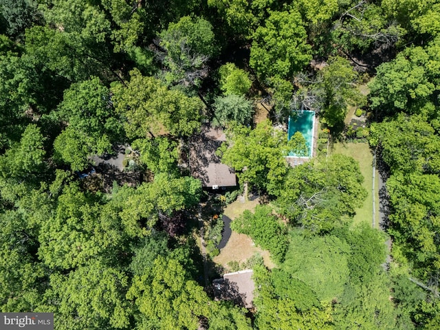 drone / aerial view of a pool