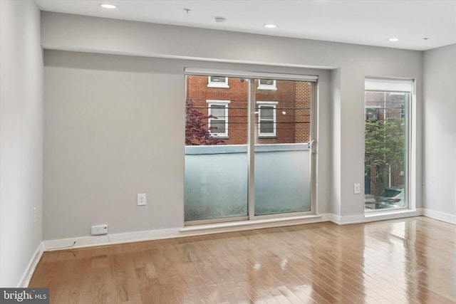 1524 N 2nd St Unit 2, Philadelphia, PA 19122 - spare room featuring wood finished floors, recessed lighting, baseboards, and a smoke detector