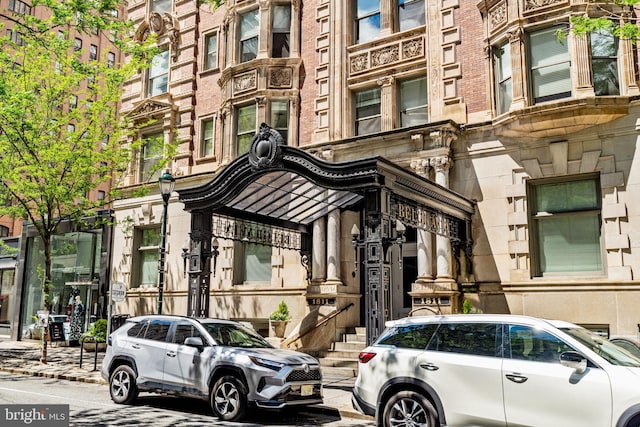1811 Chestnut St Unit 405, Philadelphia, PA 19103 - view of building exterior