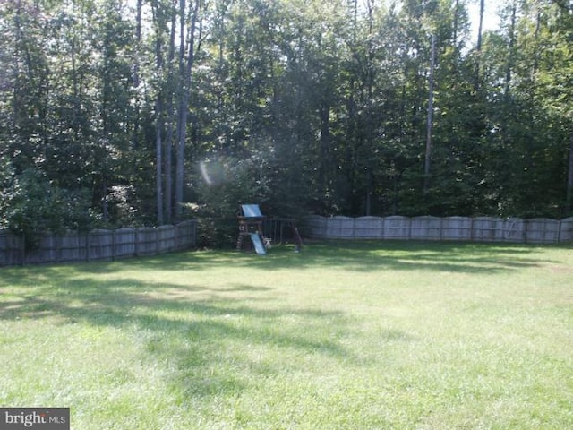 11612 Hoover Ln, Fredericksburg, VA 22407 - view of yard featuring a playground