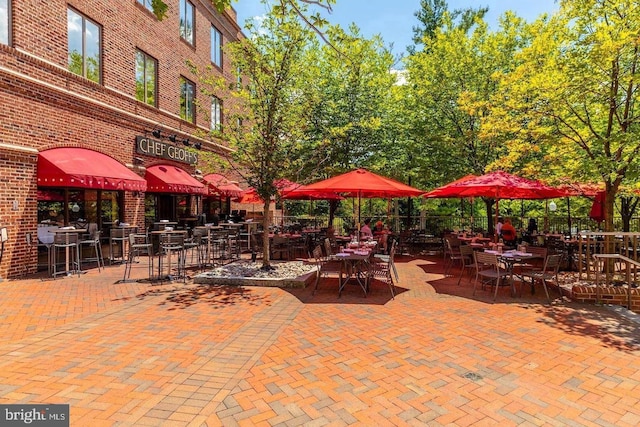 4201 Cathedral Ave NW Unit 415E, Washington, DC 20016 - view of patio / terrace
