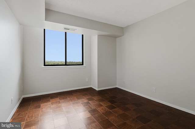 3800 Fairfax Dr Unit 1011, Arlington, VA 22203 - empty room featuring baseboards