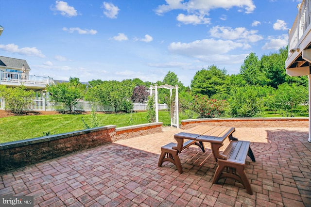 7229 Antares Dr, Gaithersburg, MD 20879 - view of patio / terrace with outdoor dining area