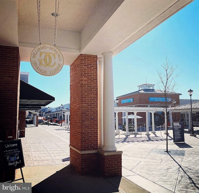 125 Oak View Dr SE, Leesburg, VA 20175 - view of patio