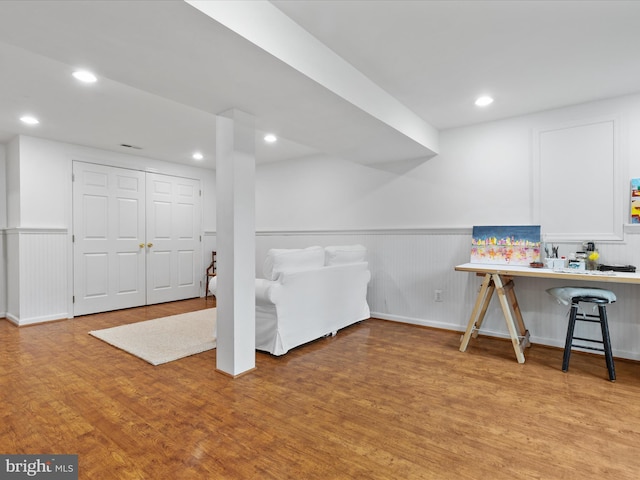 35513 Sourwood Pl, Round Hill, VA 20141 - bedroom featuring wood finished floors, wainscoting, and recessed lighting