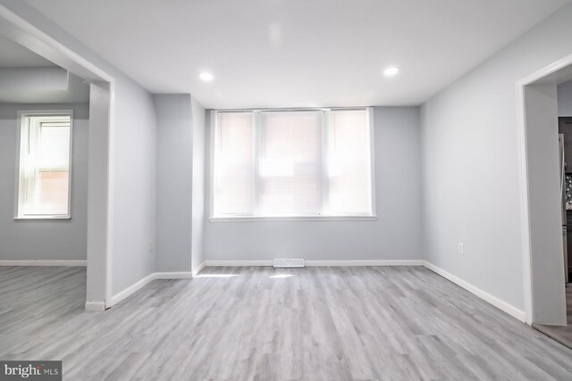 550 N 58th St, Philadelphia, PA 19131 - unfurnished room with wood finished floors, baseboards, and recessed lighting