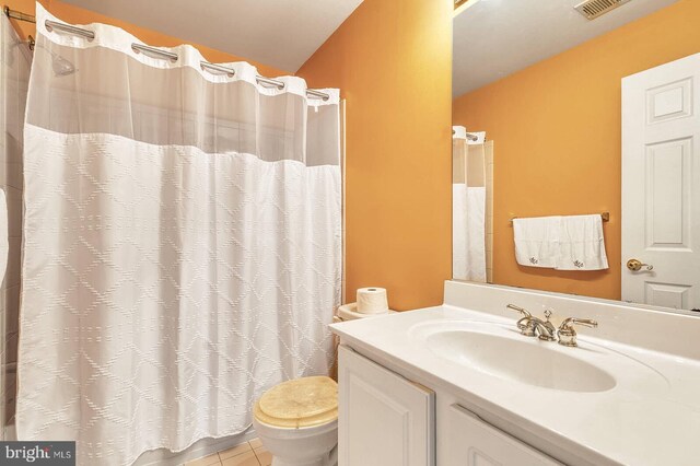 7419 Near Thicket Way, Laurel, MD 20707 - full bath featuring toilet, vanity, tile patterned floors, and a shower with shower curtain