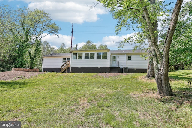 302 Fenwick Rd, Pilesgrove, NJ 08098 - back of house with crawl space, entry steps, a yard, and central AC