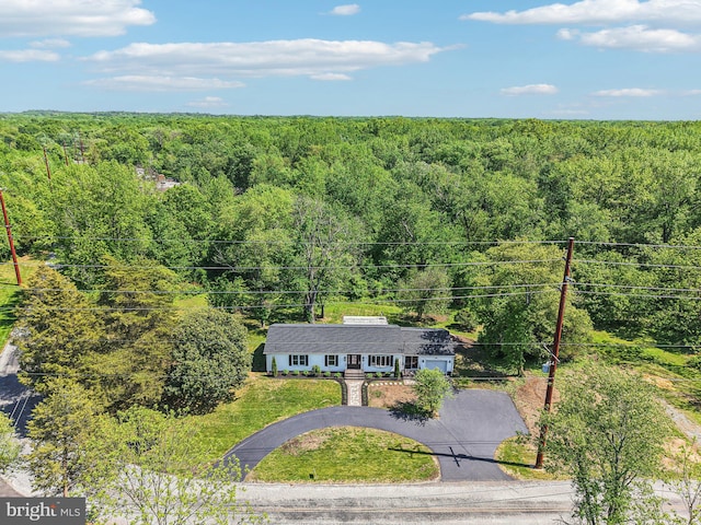 302 Fenwick Rd, Pilesgrove, NJ 08098 - aerial view of property and surrounding area with a heavily wooded area