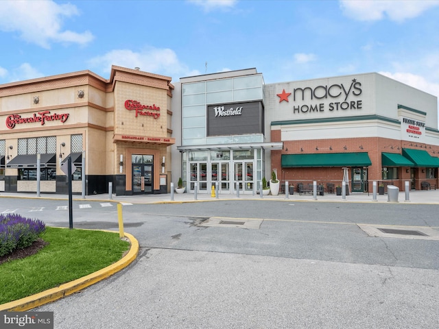 view of commercial property