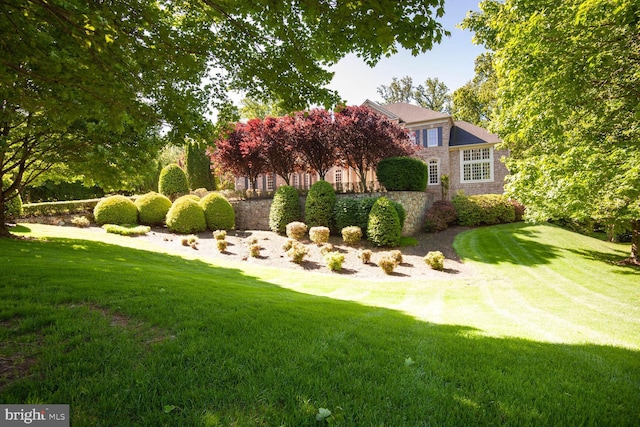 7845 Montvale Way, Mclean, VA 22102 - view of green lawn