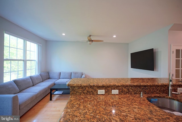 36 Crows Nest Ct, Mount Laurel, NJ 08054 - living area featuring ceiling fan, light wood finished floors, and recessed lighting