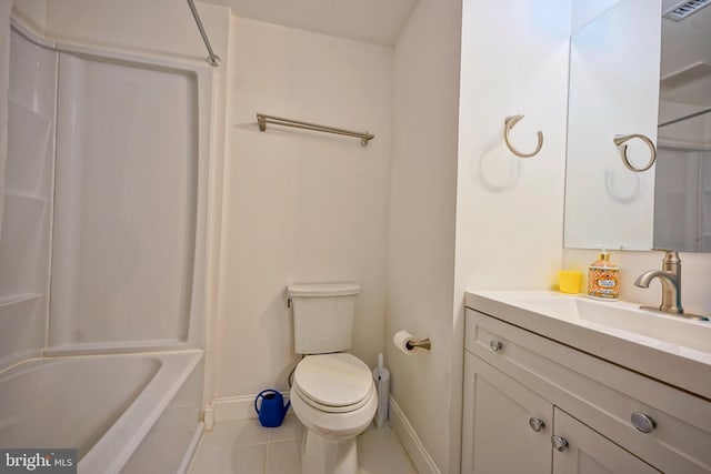 36 Crows Nest Ct, Mount Laurel, NJ 08054 - bathroom featuring baseboards, toilet, vanity, shower / bath combination, and tile patterned flooring