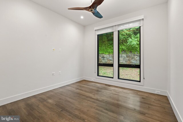 3546 N Utah St, Arlington, VA 22207 - empty room featuring wood finished floors, baseboards, a ceiling fan, and recessed lighting