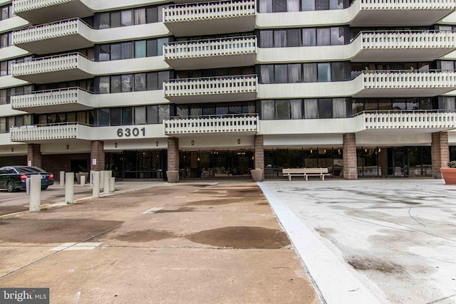6301 Stevenson Ave Unit 602, Alexandria, VA 22304 - view of apartment building / complex