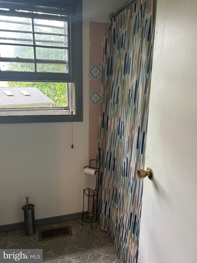 59 Emerald Ln, Willingboro, NJ 08046 - full bathroom with curtained shower and baseboards