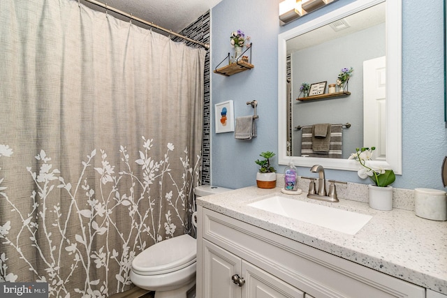 10578 Talisa Ln, Manassas, VA 20112 - bathroom with vanity, toilet, and a shower with curtain