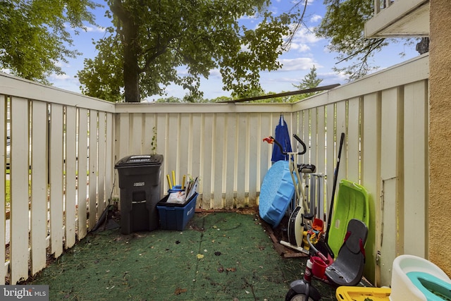 7233 Jillspring Ct Unit 18C, Springfield, VA 22152 - view of fenced backyard