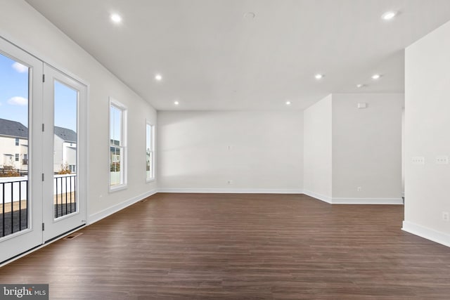 114 Heyford Dr, Stephenson, VA 22656 - spare room with dark wood-style floors, recessed lighting, and baseboards