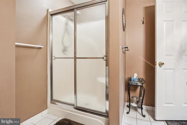 140 Grandview Ave, Hamilton, NJ 08620 - bathroom featuring tile patterned flooring, a shower stall, and baseboards
