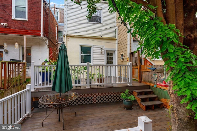 2332 E Baltimore St E, Baltimore, MD 21224 - back of house with a deck