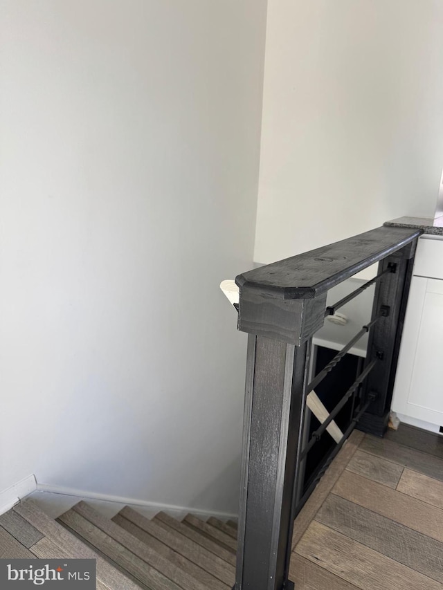 detailed view of baseboards