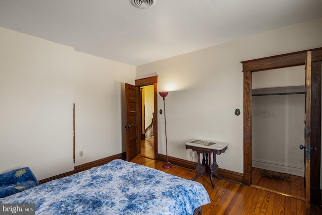 16 N Maple Ave, Smithsburg, MD 21783 - bedroom featuring wood finished floors and baseboards