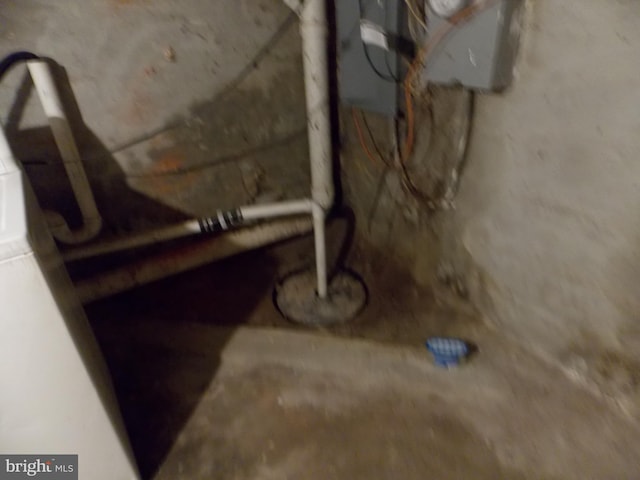 716 N Milton Ave, Baltimore, MD 21205 - basement view