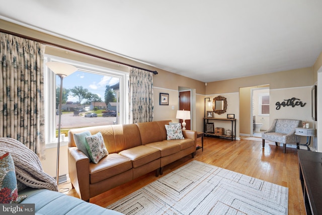 355 Agabiti Ct, Hamilton, NJ 08610 - living area featuring hardwood / wood-style floors