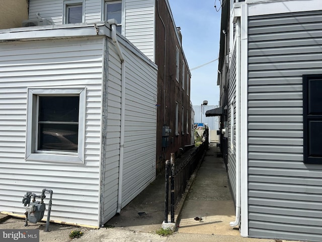 402 Market St, Marcus Hook, PA 19061 - view of home's exterior