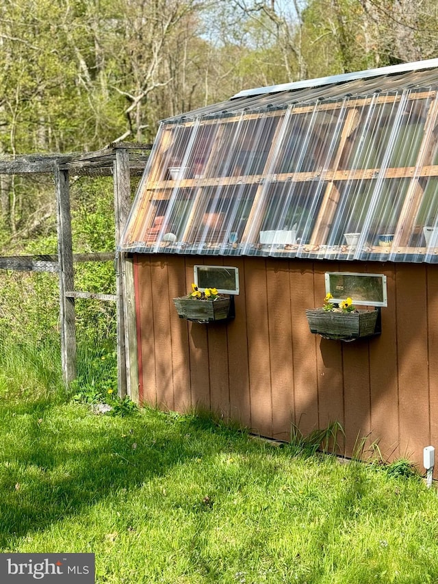 view of outbuilding