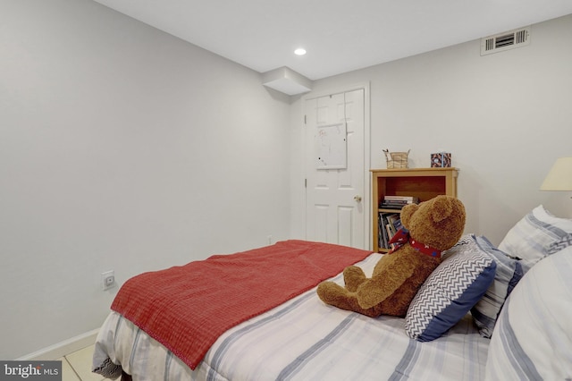 2914 6th St S, Arlington, VA 22204 - bedroom featuring recessed lighting and baseboards