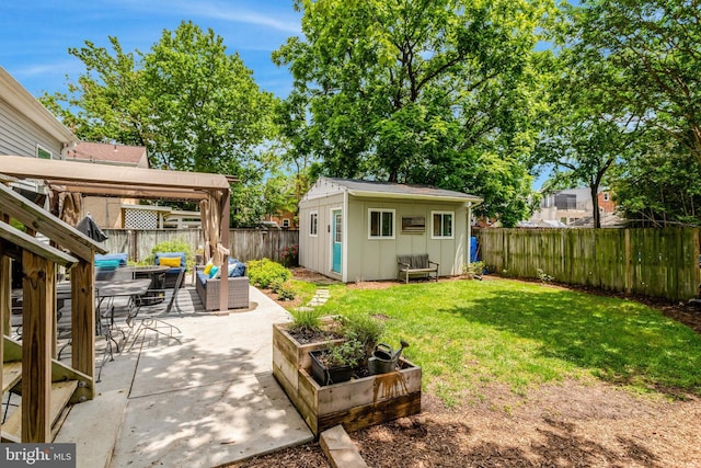 2914 6th St S, Arlington, VA 22204 - view of yard featuring a patio area and an outdoor structure