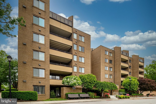 2 High Stepper Ct Unit 201, Baltimore, MD 21208 - view of apartment building / complex