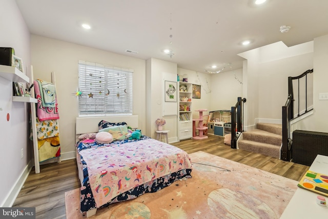 7853 Bluelick Run Rd, Baltimore, MD 21244 - bedroom featuring wood finished floors, baseboards, and recessed lighting
