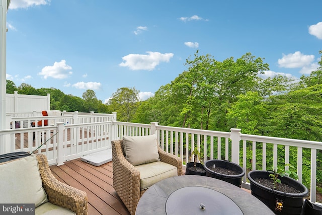 7853 Bluelick Run Rd, Baltimore, MD 21244 - view of deck