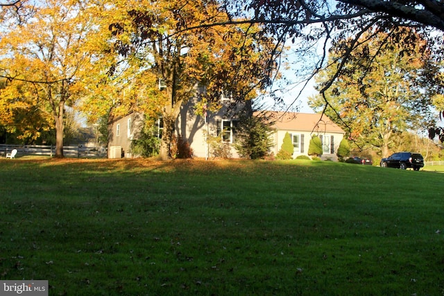 view of grassy yard