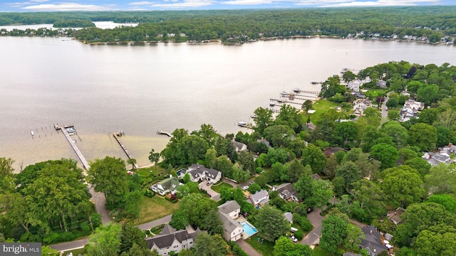 36 Boone Trl, Severna Park, MD 21146 - aerial view of property's location featuring a nearby body of water, a heavily wooded area, and nearby suburban area