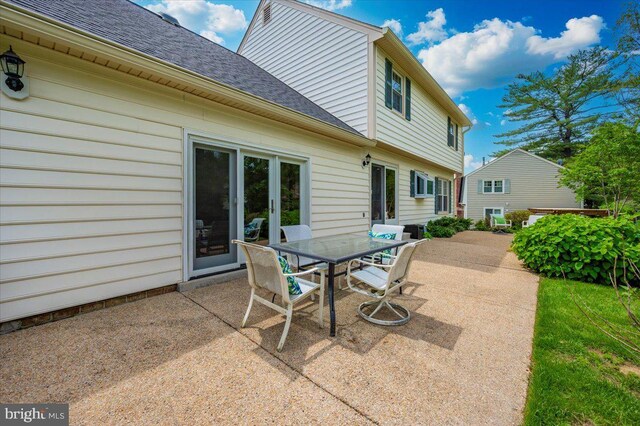 view of patio / terrace with outdoor dining space