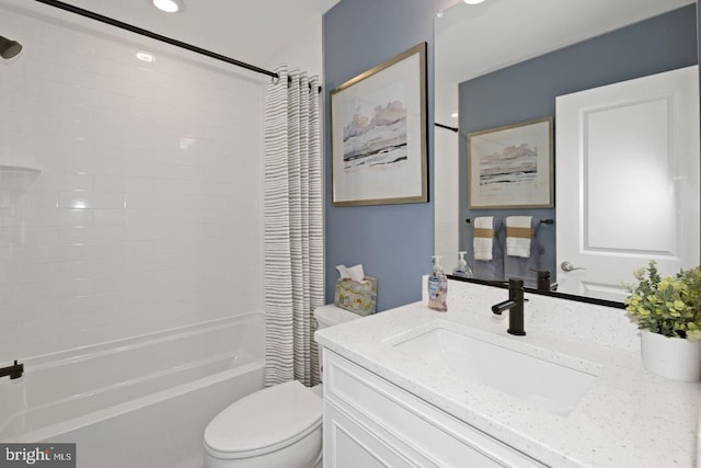 527 Seaway Ln, Cambridge, MD 21613 - full bathroom with toilet, vanity, and shower / tub combo with curtain