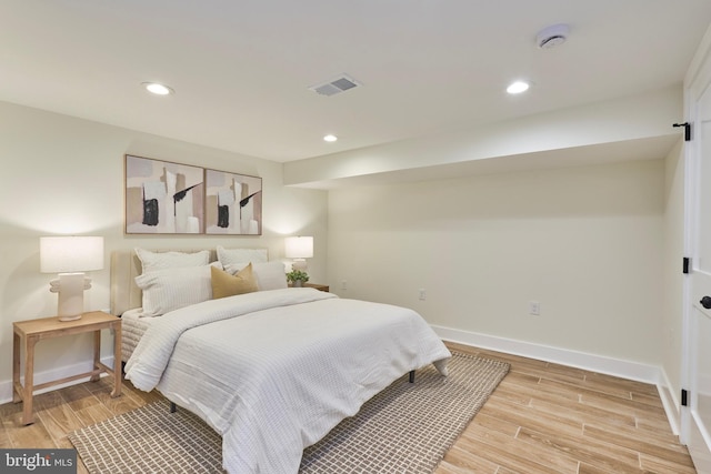 309 M St NW Unit B, Washington, DC 20001 - bedroom featuring baseboards, light wood-type flooring, and recessed lighting