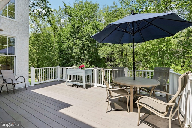 1311 Meadowbrook Ct, Jenkintown, PA 19046 - wooden terrace featuring outdoor dining area