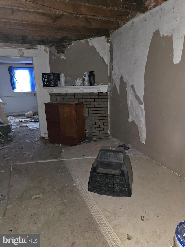 view of unfurnished living room